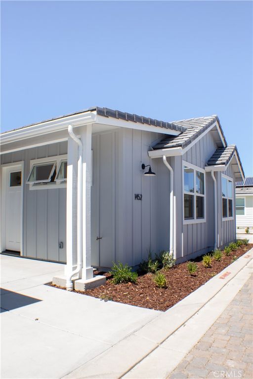 Image 8 of property listing at 1465 Ronald Way, Oceano, CA 93445