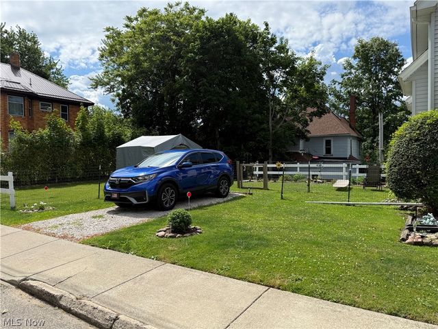 155 Grant Street, Conneaut, OH 44030