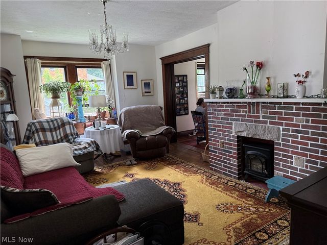 155 Grant Street, Conneaut, OH 44030