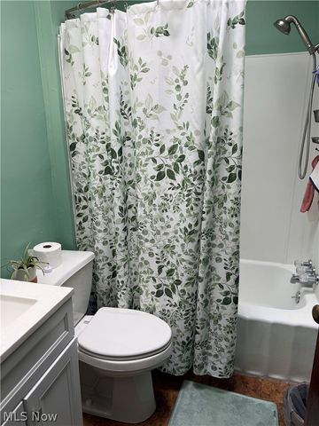 155 Grant Street, Conneaut, OH 44030