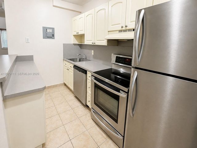 3031 SW 27th Avenue 2, Miami, FL 33133