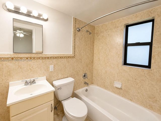 3031 SW 27th Avenue 2, Miami, FL 33133