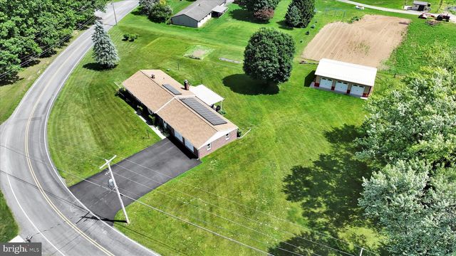 51 RACEHORSE DR, Jonestown, PA 17038