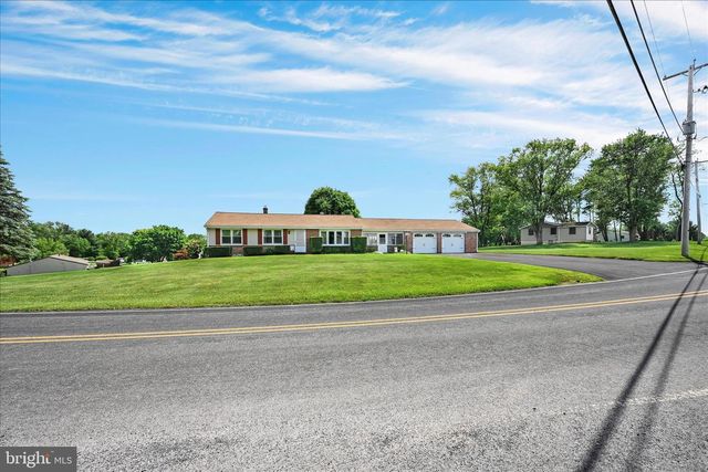 51 RACEHORSE DR, Jonestown, PA 17038