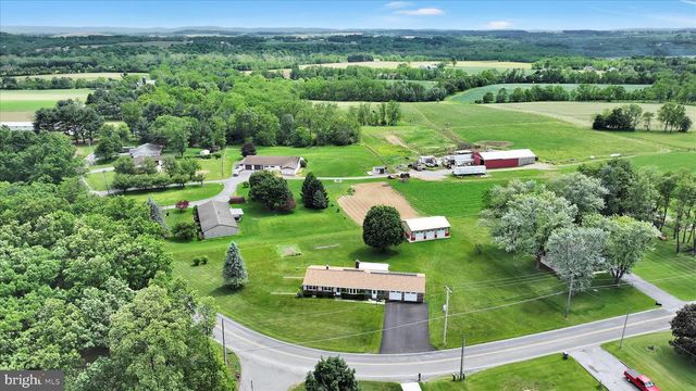 51 RACEHORSE DR, Jonestown, PA 17038