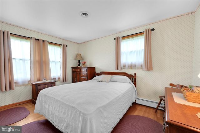 51 RACEHORSE DR, Jonestown, PA 17038
