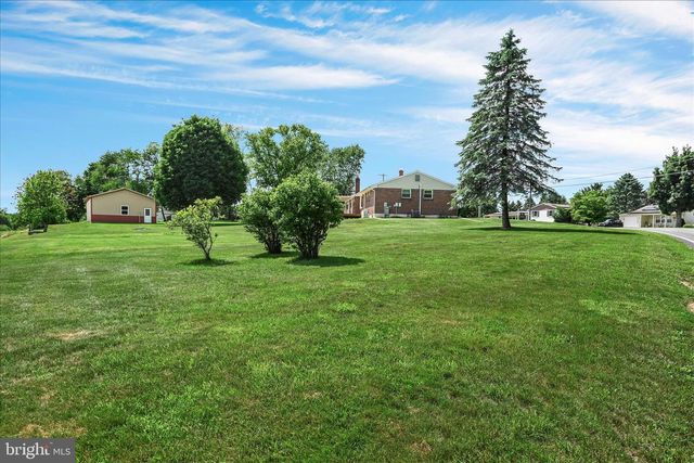 51 RACEHORSE DR, Jonestown, PA 17038