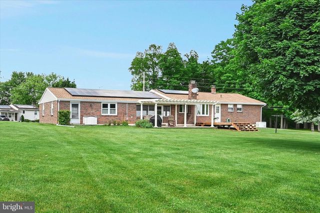 51 RACEHORSE DR, Jonestown, PA 17038