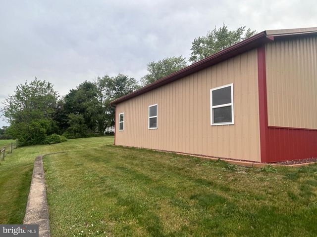 51 RACEHORSE DR, Jonestown, PA 17038