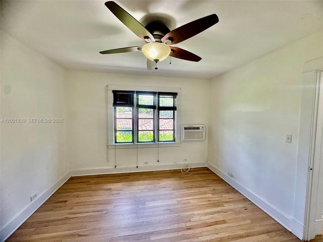 3712 Anderson Rd 4, Coral Gables, FL 33134