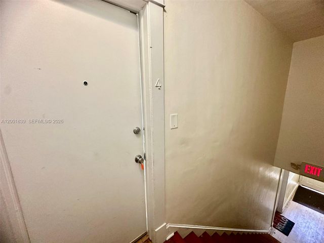 3712 Anderson Rd 4, Coral Gables, FL 33134