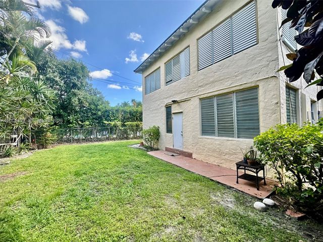 3712 Anderson Rd 4, Coral Gables, FL 33134