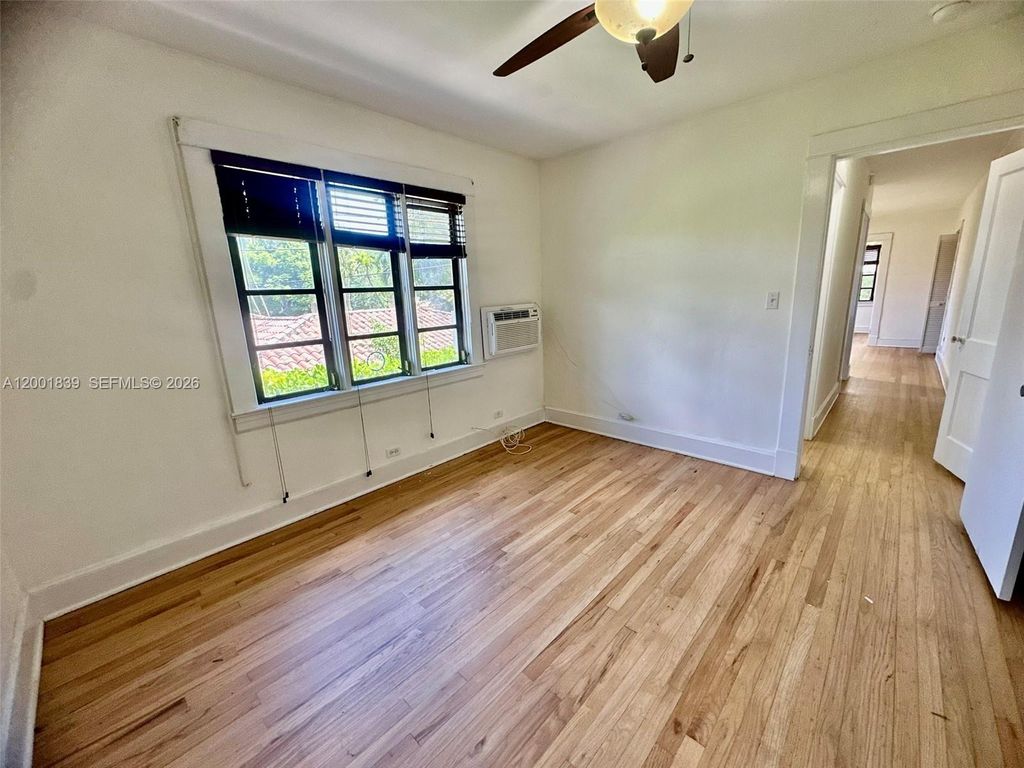 3712 Anderson Rd 4, Coral Gables, FL 33134