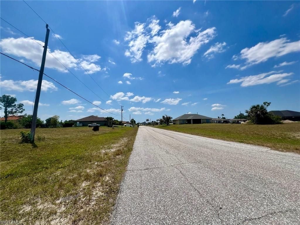 1031 NW 20th PL, CAPE CORAL, FL 33993 — photo 2