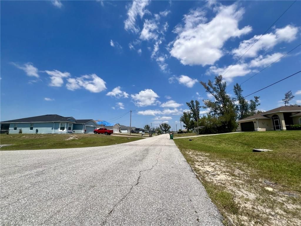 1031 NW 20th PL, CAPE CORAL, FL 33993 — photo 3
