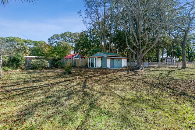 123 SW Robinwood Drive, Fort Walton Beach, FL 32548