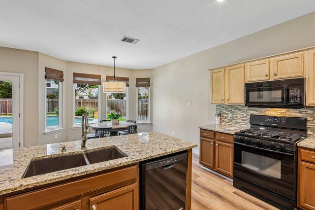 7400 Peabody DR, Austin, TX 78729