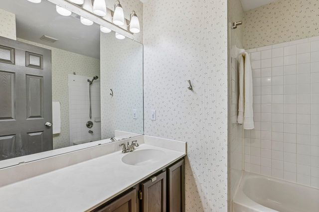 7400 Peabody DR, Austin, TX 78729