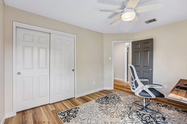 7400 Peabody DR, Austin, TX 78729