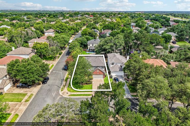 7400 Peabody DR, Austin, TX 78729