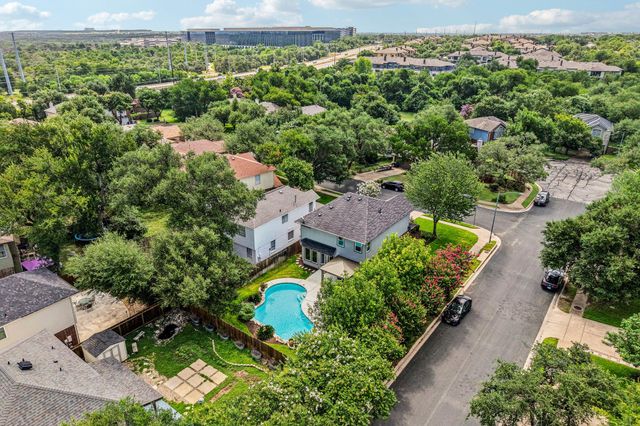7400 Peabody DR, Austin, TX 78729