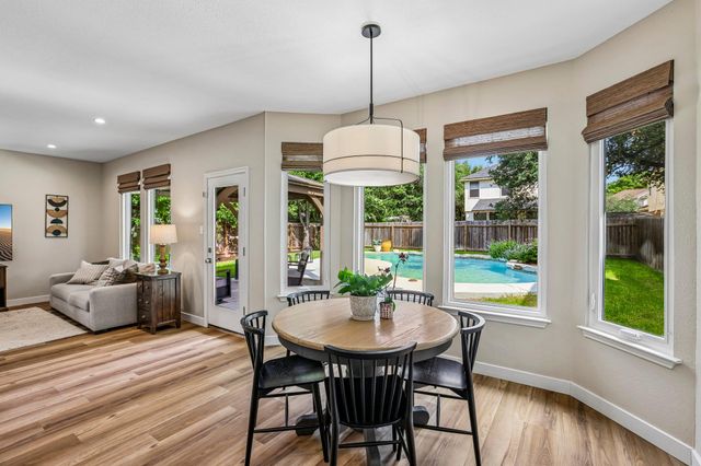7400 Peabody DR, Austin, TX 78729