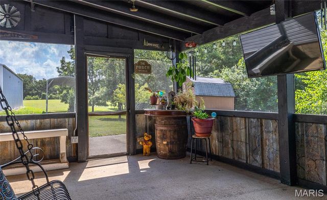 388 Walls Ford Road, St Clair, MO 63077