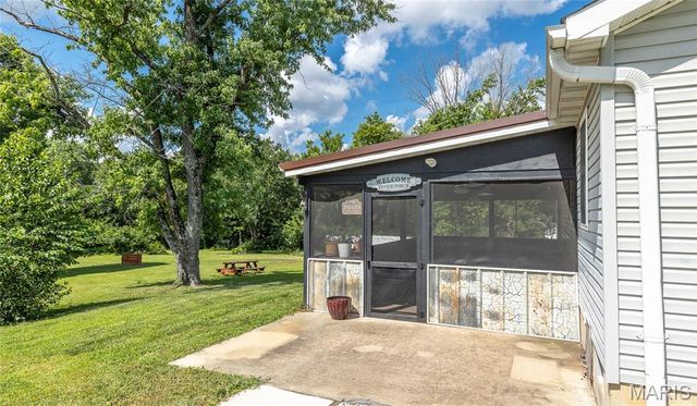 388 Walls Ford Road, St Clair, MO 63077