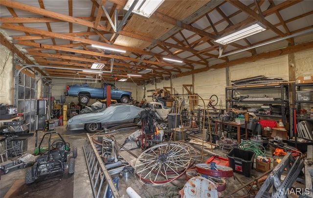 388 Walls Ford Road, St Clair, MO 63077
