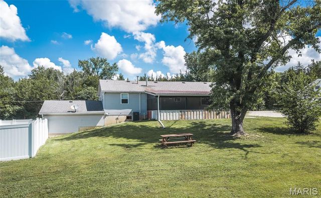 388 Walls Ford Road, St Clair, MO 63077