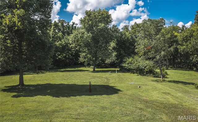 388 Walls Ford Road, St Clair, MO 63077