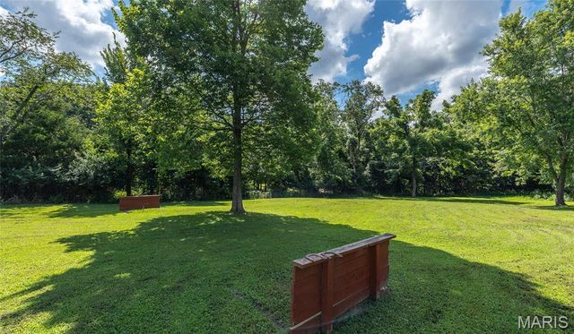 388 Walls Ford Road, St Clair, MO 63077