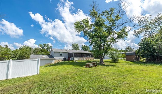 388 Walls Ford Road, St Clair, MO 63077