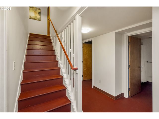 1527 N EMERSON St, Portland, OR 97217