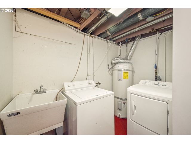 1527 N EMERSON St, Portland, OR 97217