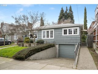 1527 N EMERSON St, Portland, OR 97217