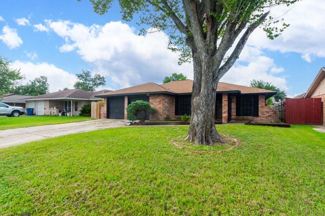 1918 Deerhurst Lane, Houston, TX 77088