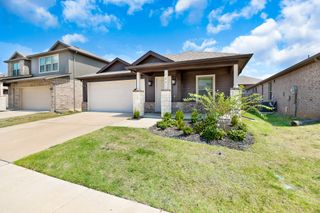 206 Still Glen Drive, Terrell, TX 75160