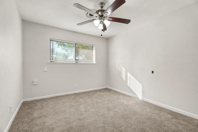 2808 28th Avenue N, Texas City, TX 77590