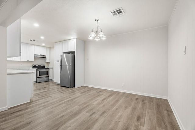 2808 28th Avenue N, Texas City, TX 77590