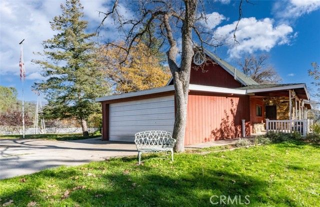 47515 Road 620, Oakhurst, CA 93644