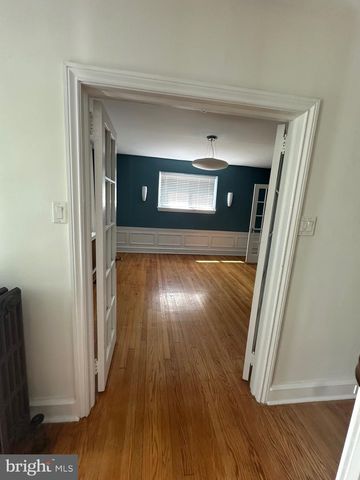 912 LINDALE AVE, Drexel Hill, PA 19026