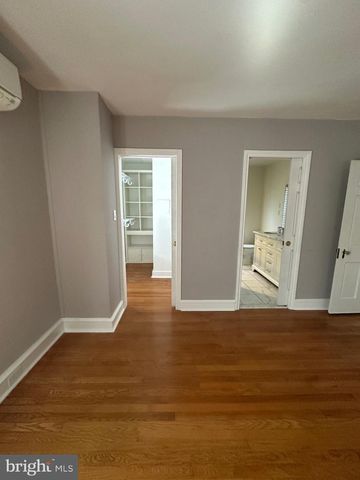 912 LINDALE AVE, Drexel Hill, PA 19026