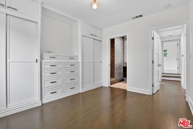 408 Kendall Avenue, Los Angeles, CA 90042