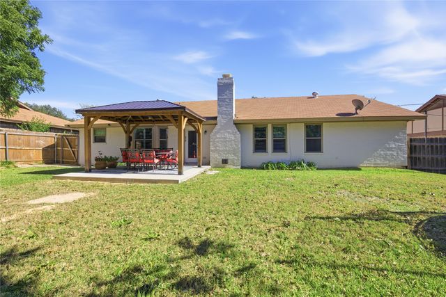 5813 Steeplewood Drive, North Richland Hills, TX 76180