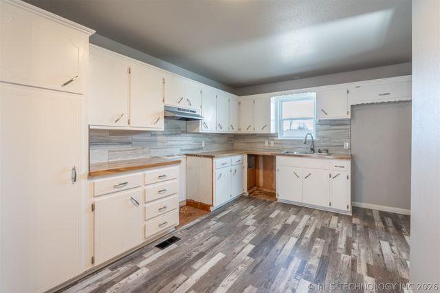 2150 S 80th East Avenue, Tulsa, OK 74129