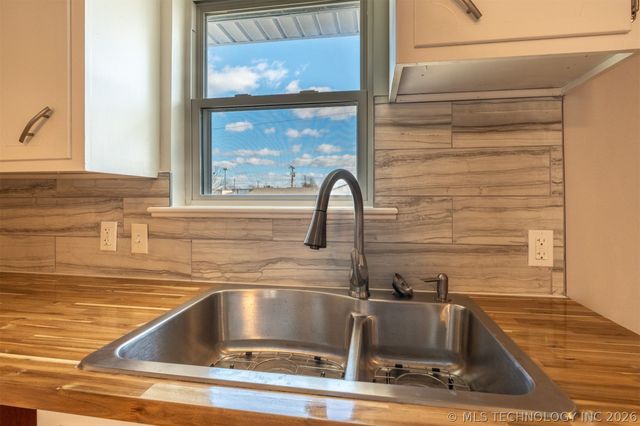 2150 S 80th East Avenue, Tulsa, OK 74129