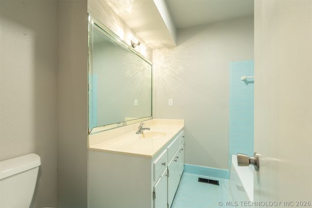 2150 S 80th East Avenue, Tulsa, OK 74129