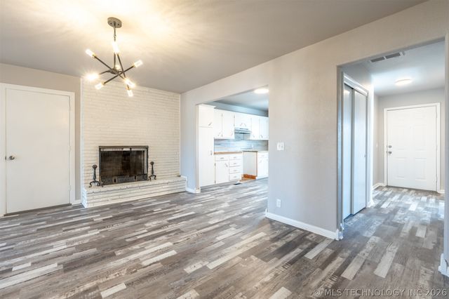 2150 S 80th East Avenue, Tulsa, OK 74129