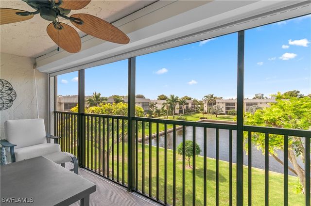 788 Park Shore DR B34, Naples, FL 34103